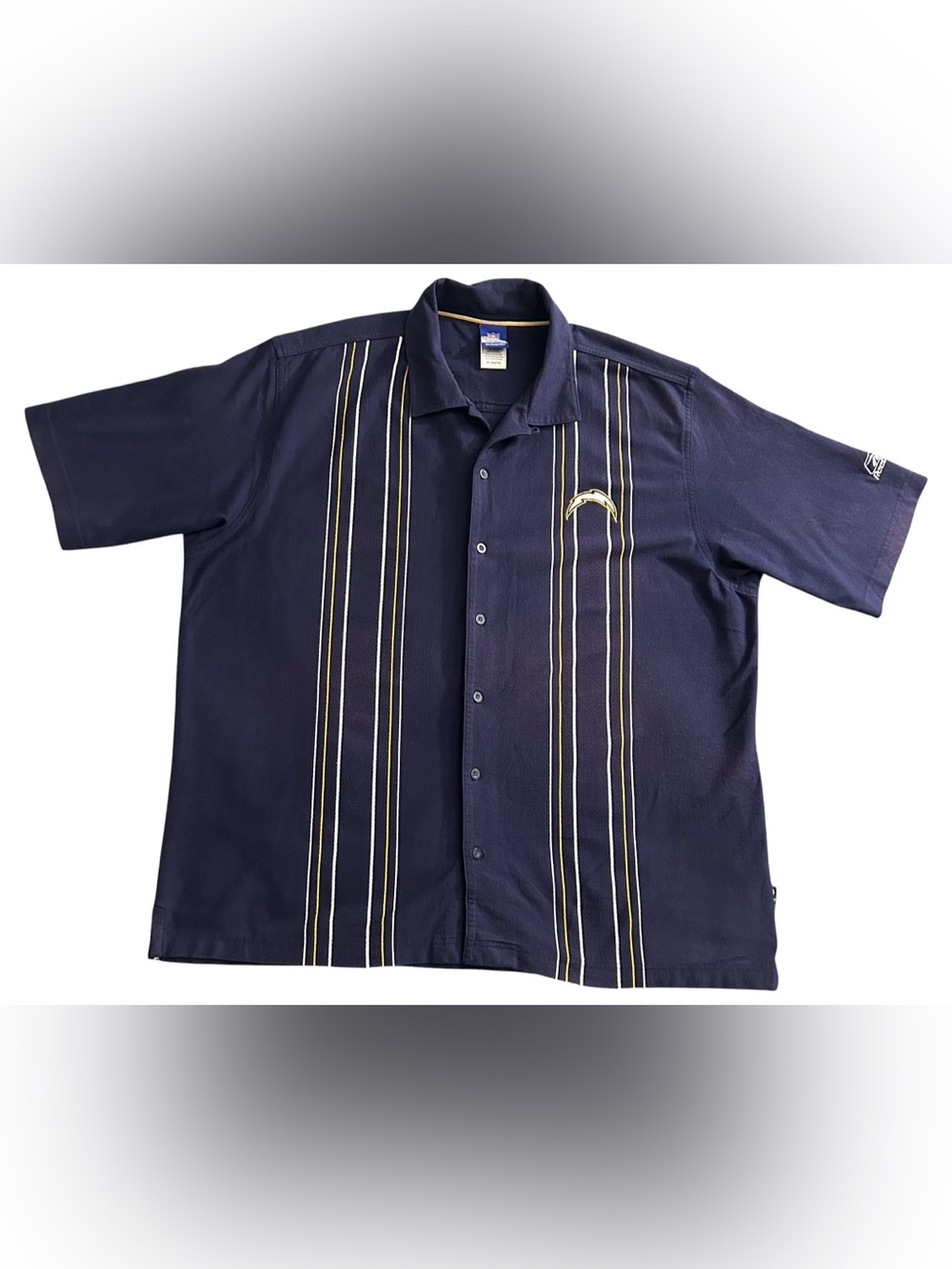 VTG Reebok Bowling Shirt Men's Sz XL Los Angeles Chargers Button-Up Casual